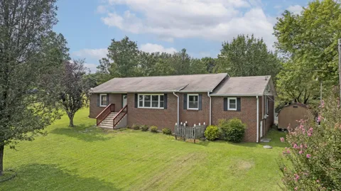 161 S Hillcrest Drive