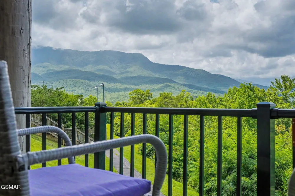 3710 Weber Road #104E Gatlinburg, TN 37738