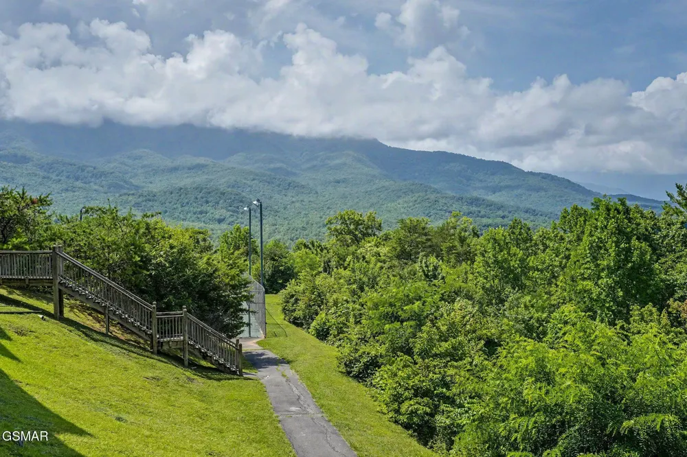 3710 Weber Road #104E Gatlinburg, TN 37738