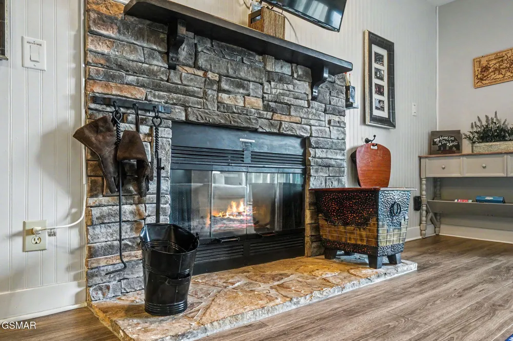 3710 Weber Road #104C Gatlinburg, TN 37738