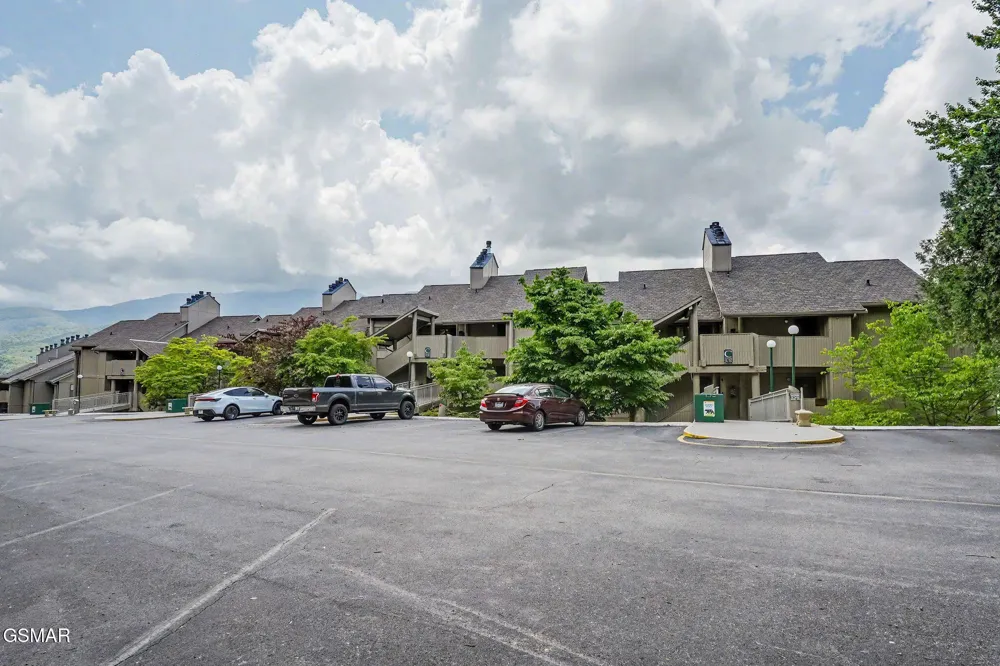 3710 Weber Road #104C Gatlinburg, TN 37738