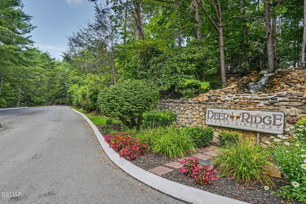 3710 Weber Road #104C Gatlinburg, TN 37738