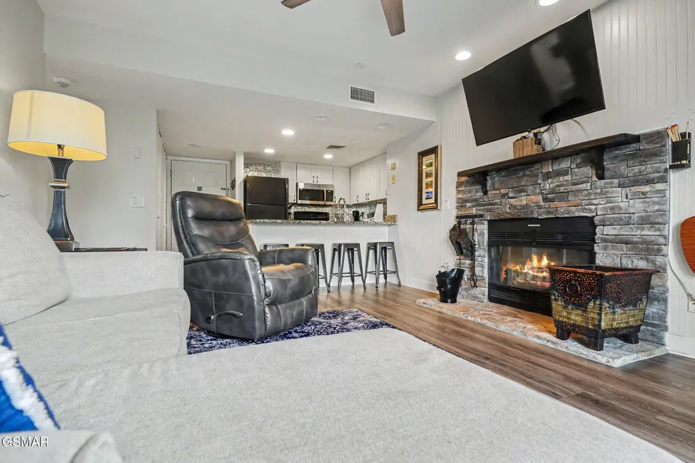 3710 Weber Road #104C Gatlinburg, TN 37738