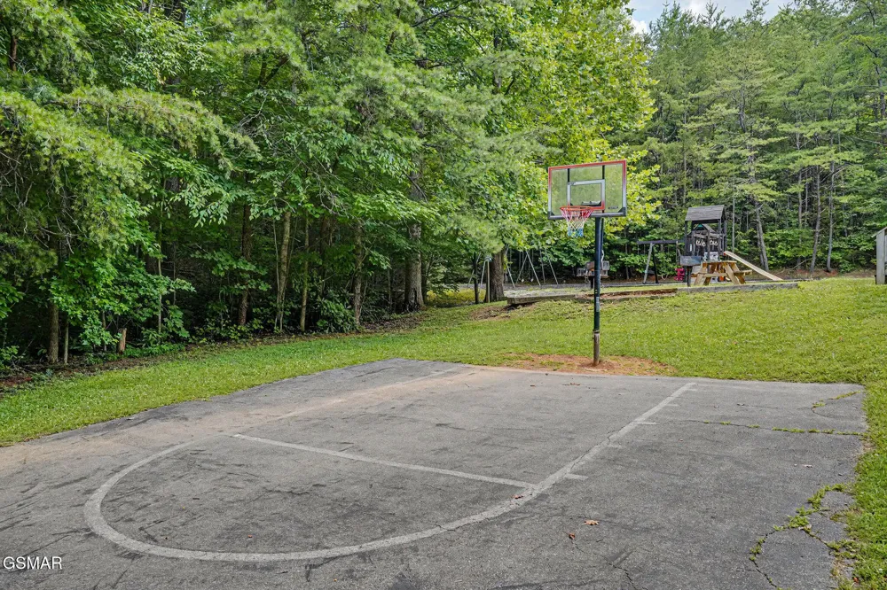 3710 Weber Road #104C Gatlinburg, TN 37738