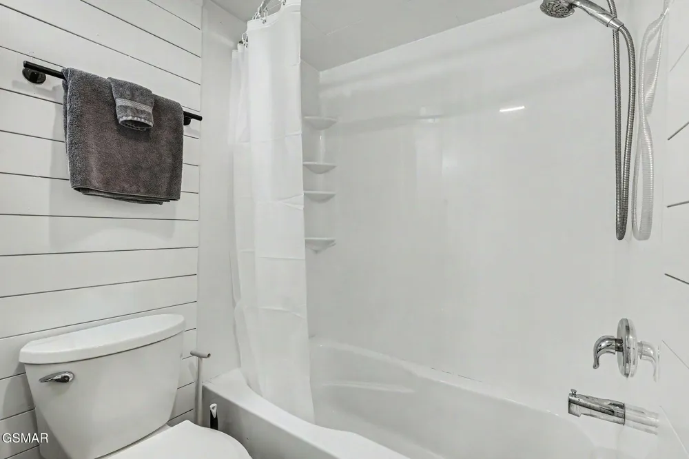 3710 Weber Road #104C Gatlinburg, TN 37738