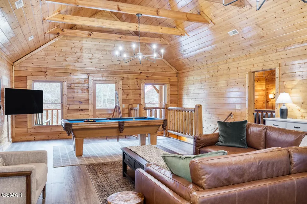307 Caney Creek Road Pigeon Forge, TN 37863