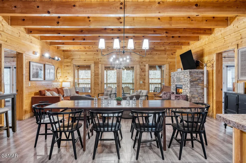 307 Caney Creek Road Pigeon Forge, TN 37863