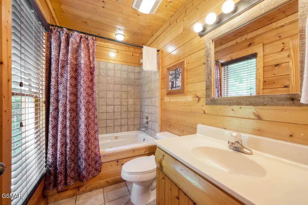 307 Caney Creek Road Pigeon Forge, TN 37863