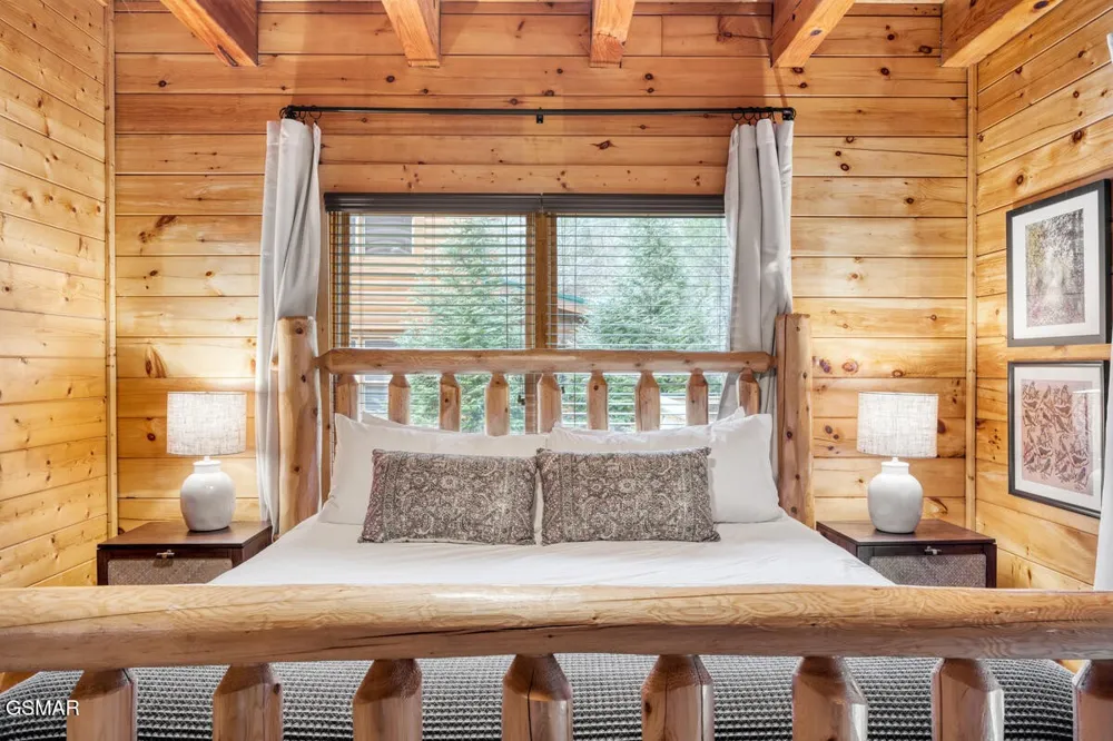 307 Caney Creek Road Pigeon Forge, TN 37863