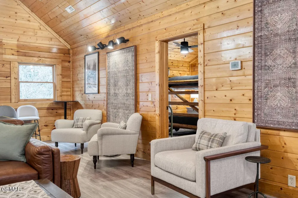 307 Caney Creek Road Pigeon Forge, TN 37863