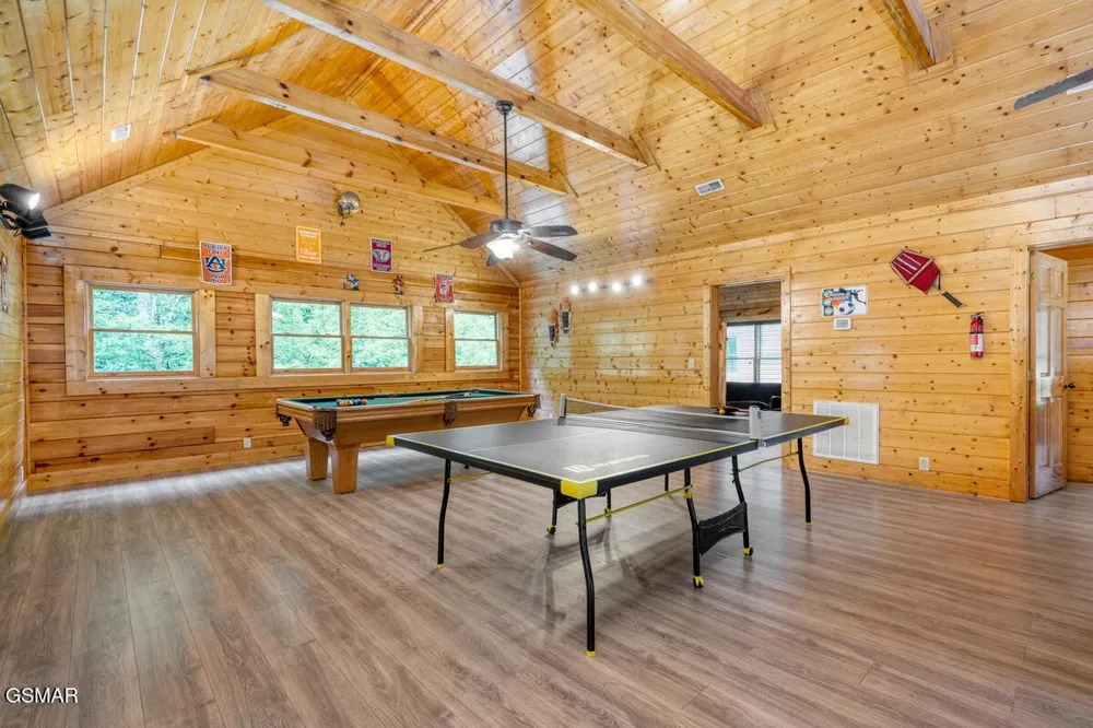 307 Caney Creek Road Pigeon Forge, TN 37863