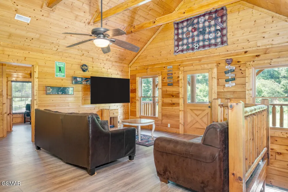 307 Caney Creek Road Pigeon Forge, TN 37863