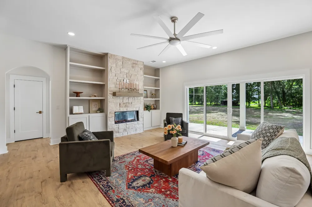 3390 Mealer Rd Chapel Hill, TN 37034