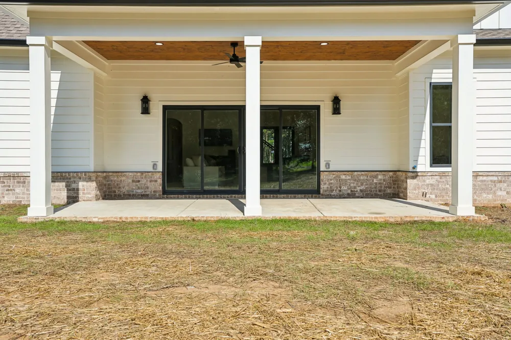 3390 Mealer Rd Chapel Hill, TN 37034