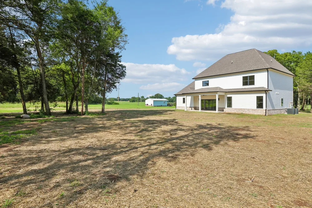 3390 Mealer Rd Chapel Hill, TN 37034