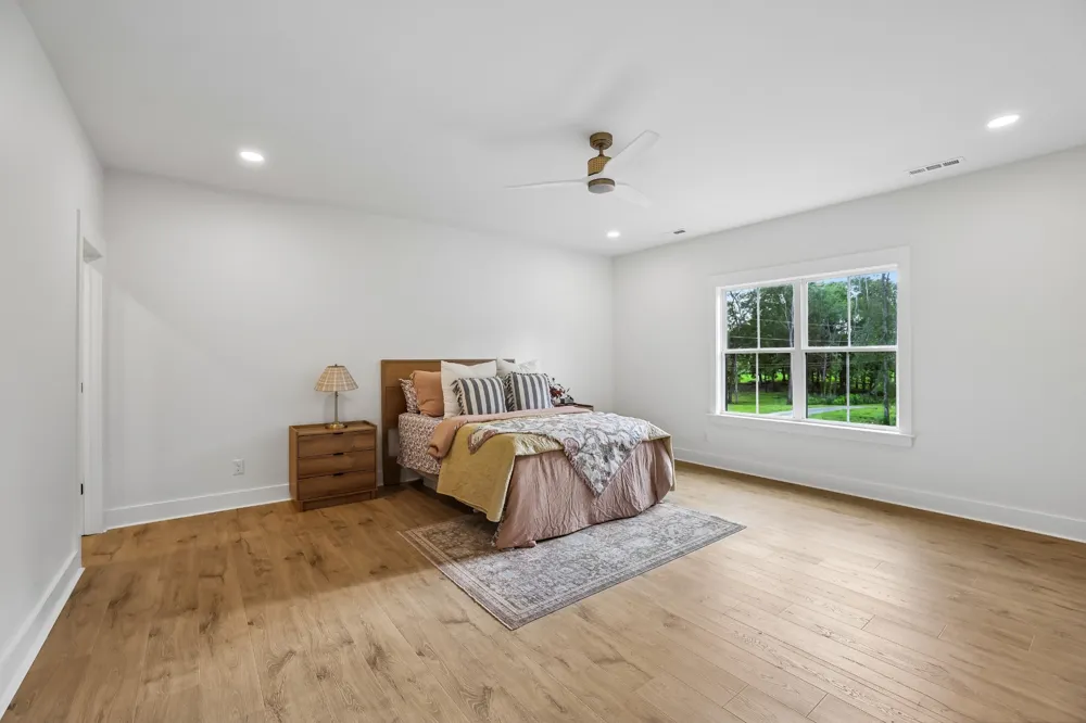 3390 Mealer Rd Chapel Hill, TN 37034
