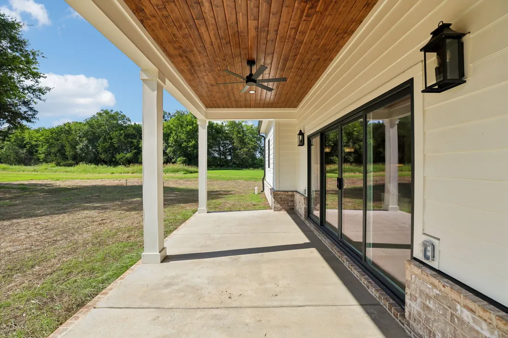 3390 Mealer Rd Chapel Hill, TN 37034