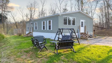 335 S Rogers Rd