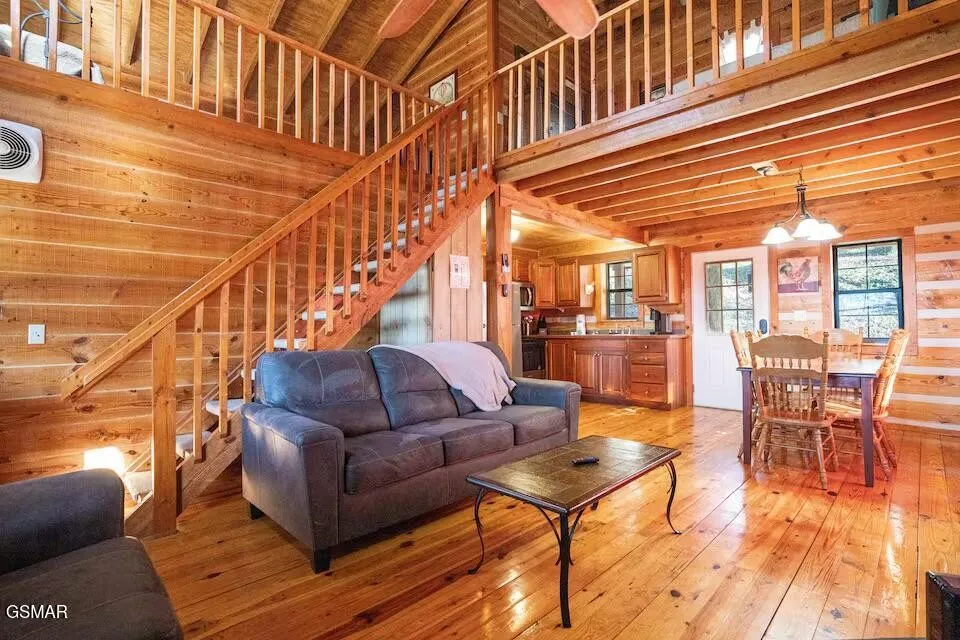 460 Boat Gunnel Road Townsend, TN 37882