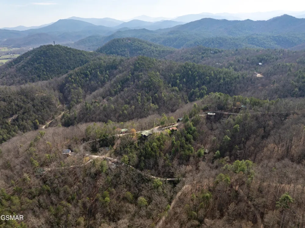 460 Boat Gunnel Road Townsend, TN 37882