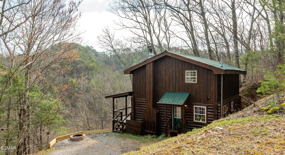460 Boat Gunnel Road Townsend, TN 37882