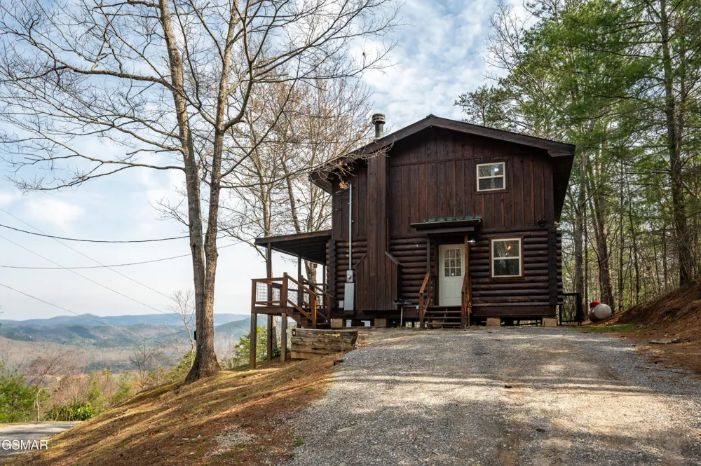 460 Boat Gunnel Road Townsend, TN 37882