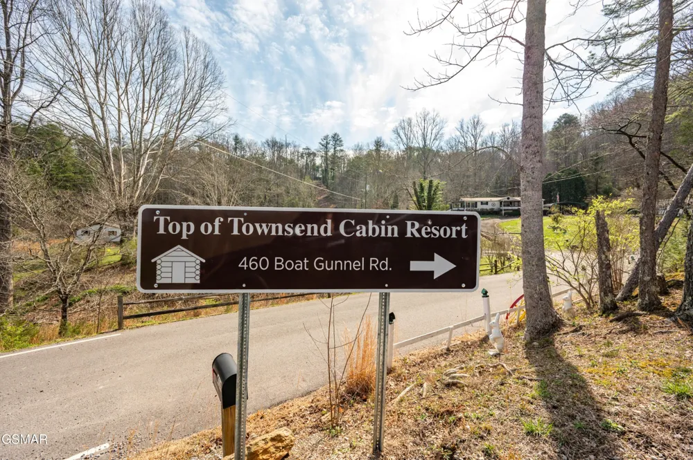 460 Boat Gunnel Road Townsend, TN 37882