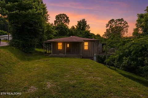 104 Jackson Rd