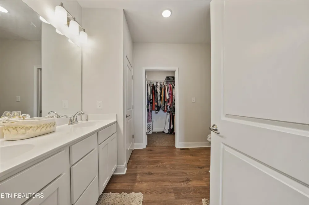 8121 Chapel Hill Lane Knoxville, TN 37938