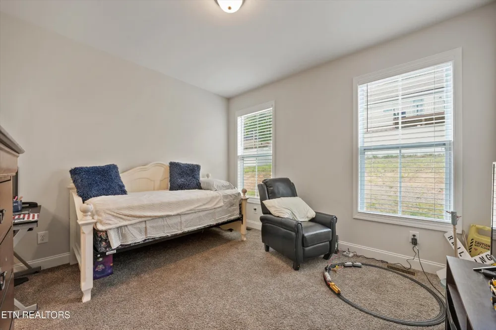 8121 Chapel Hill Lane Knoxville, TN 37938