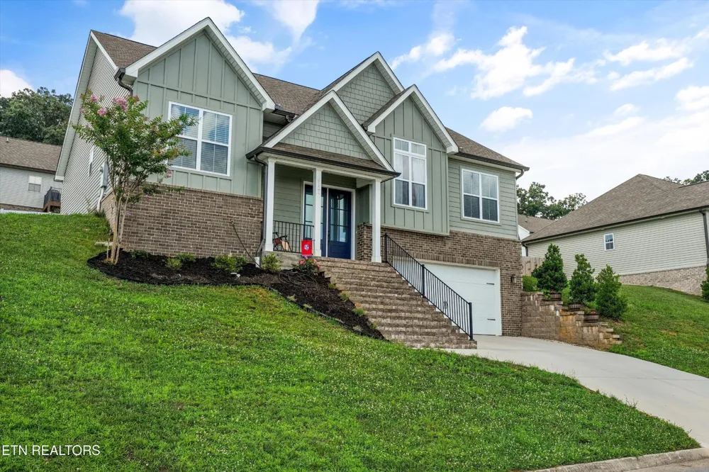 8121 Chapel Hill Lane Knoxville, TN 37938