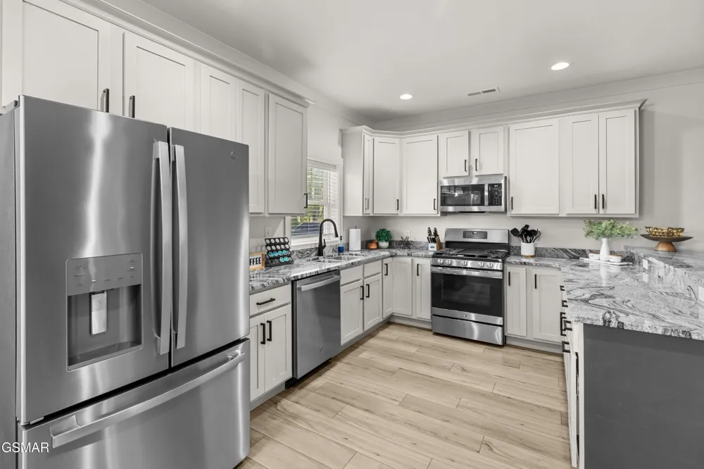 422 Fleeta Williams Way Sevierville, TN 37862