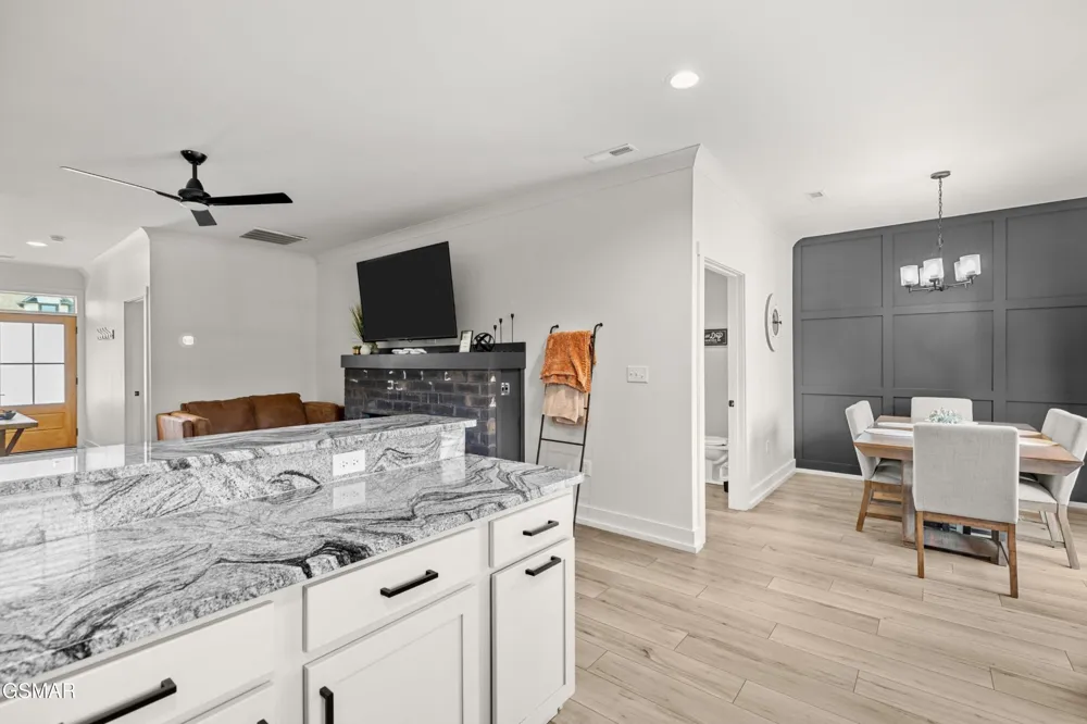 422 Fleeta Williams Way Sevierville, TN 37862