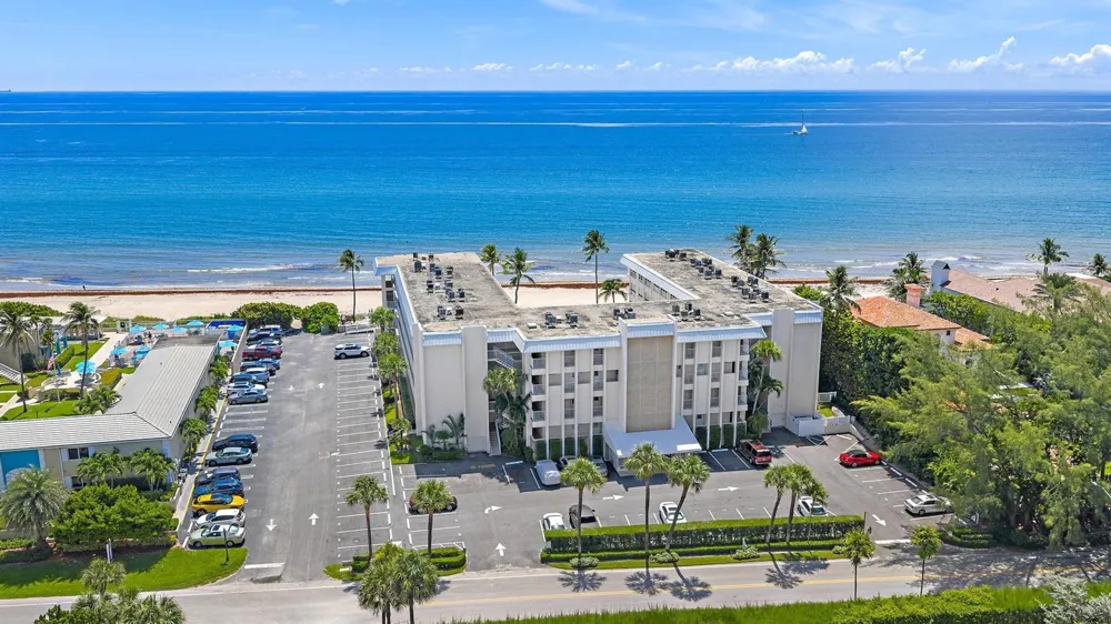 3851 OCEAN BOULEVARD #202 Gulf Stream, FL 33483