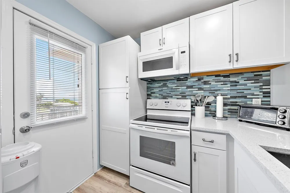 3851 OCEAN BOULEVARD #202 Gulf Stream, FL 33483
