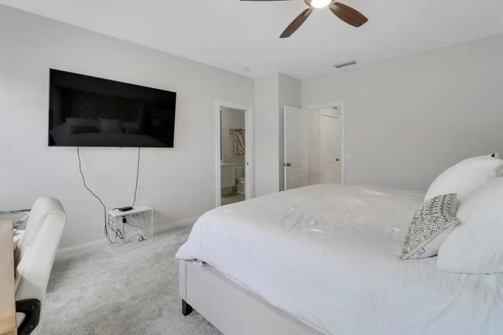 73 Laurel Oaks Circle Jupiter, FL 33469