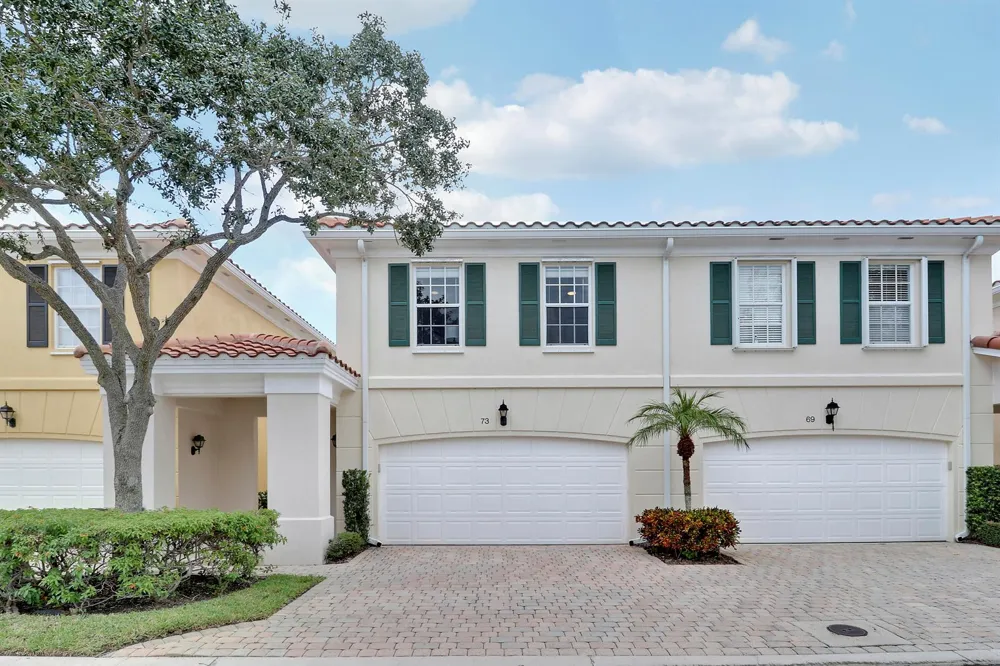 73 Laurel Oaks Circle Jupiter, FL 33469