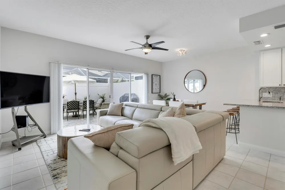 73 Laurel Oaks Circle Jupiter, FL 33469