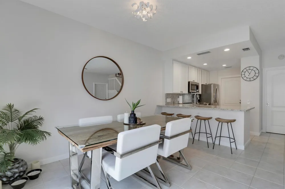 73 Laurel Oaks Circle Jupiter, FL 33469