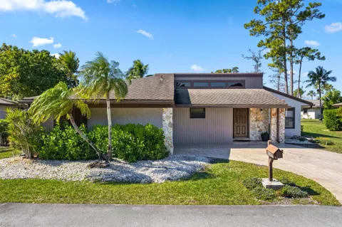 7811 BEECHFERN CIRCLE #26
