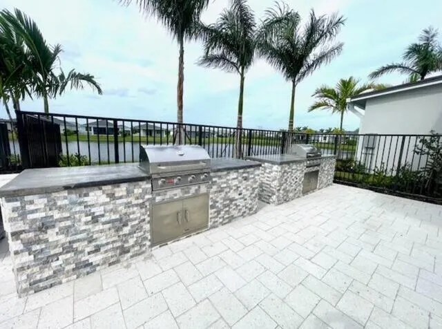 14043 SW THORENS DRIVE Port St. Lucie, FL 34987