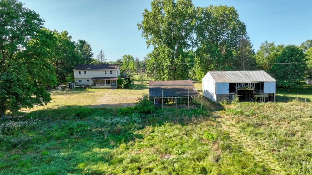 49300 Arkona Road Belleville, MI 48111