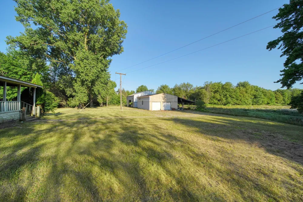49300 Arkona Road Belleville, MI 48111
