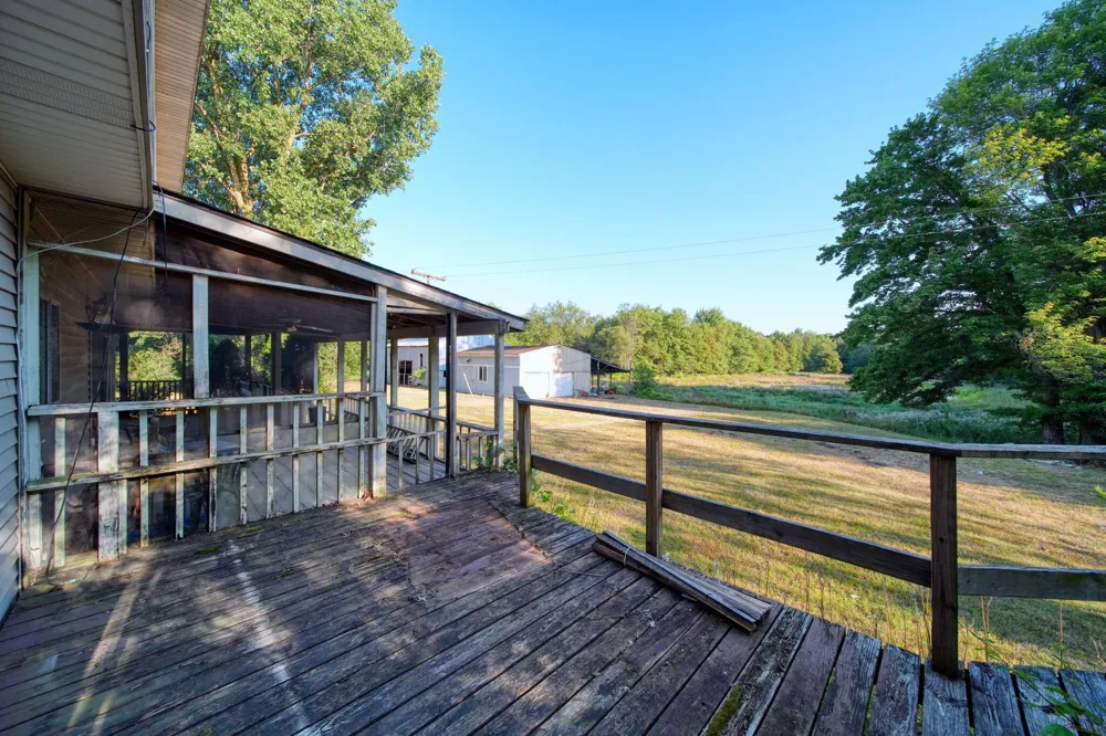 49300 Arkona Road Belleville, MI 48111