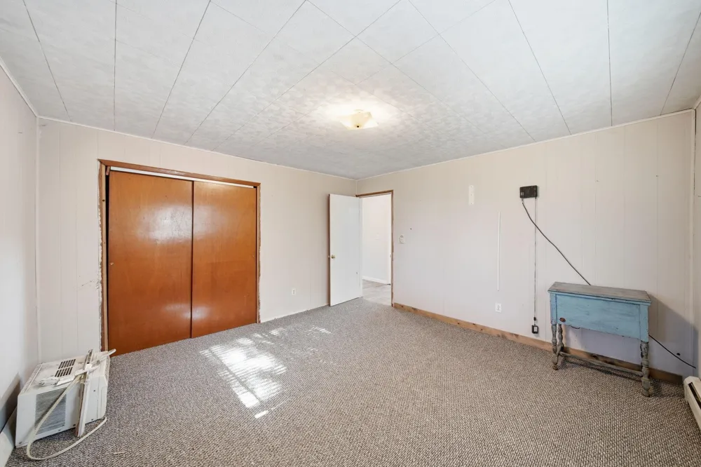 49300 Arkona Road Belleville, MI 48111