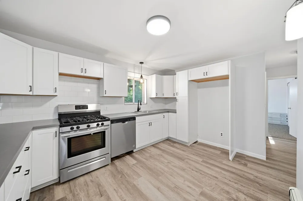 49300 Arkona Road Belleville, MI 48111