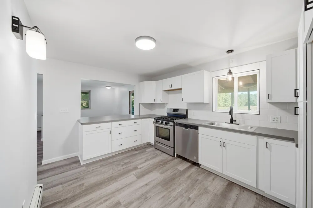 49300 Arkona Road Belleville, MI 48111