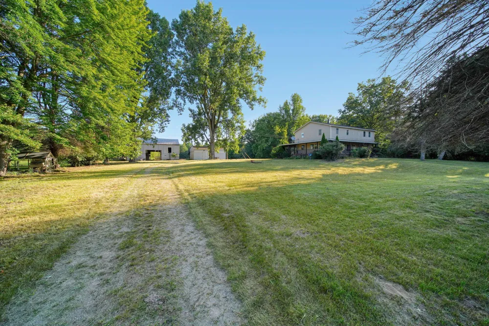 49300 Arkona Road Belleville, MI 48111