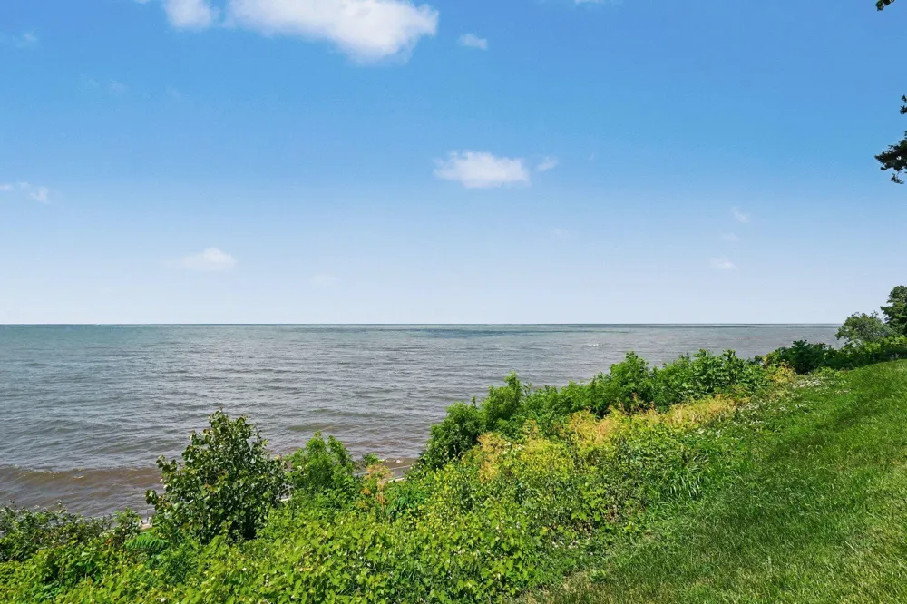 3624 Lakeshore Drive #H-1 St. Joseph, MI 49085