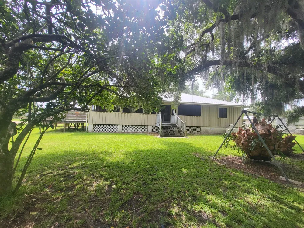 32531 4TH AVENUE San Antonio, FL 33576